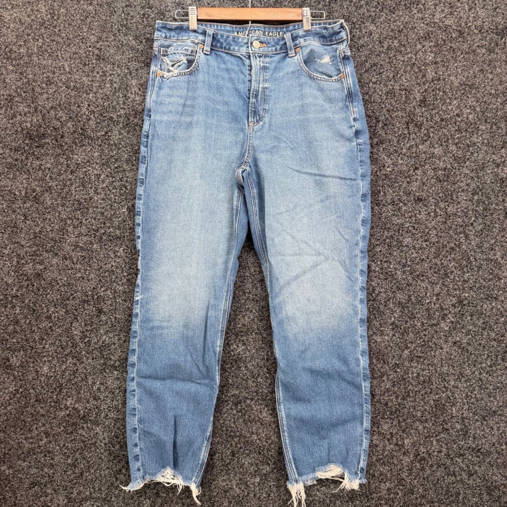 American Eagle Mom Jean High Rise Distressed Raw Hem Medium Wash Size 14 Regular
